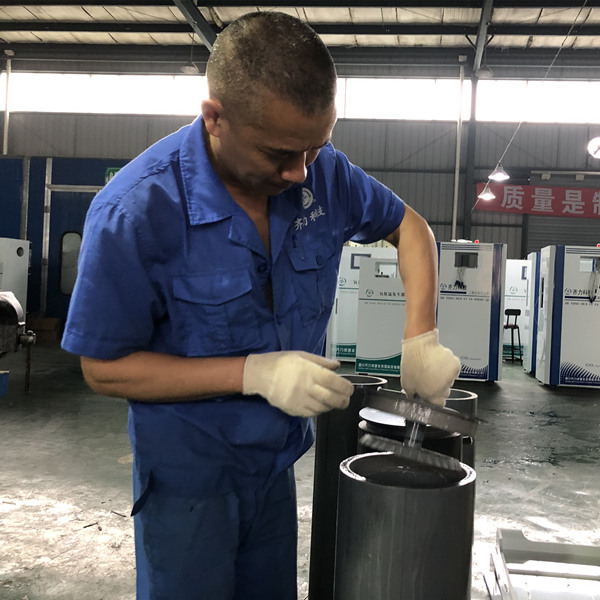 为什么二氧化氯发生器适用于食品行业消毒和水处理？